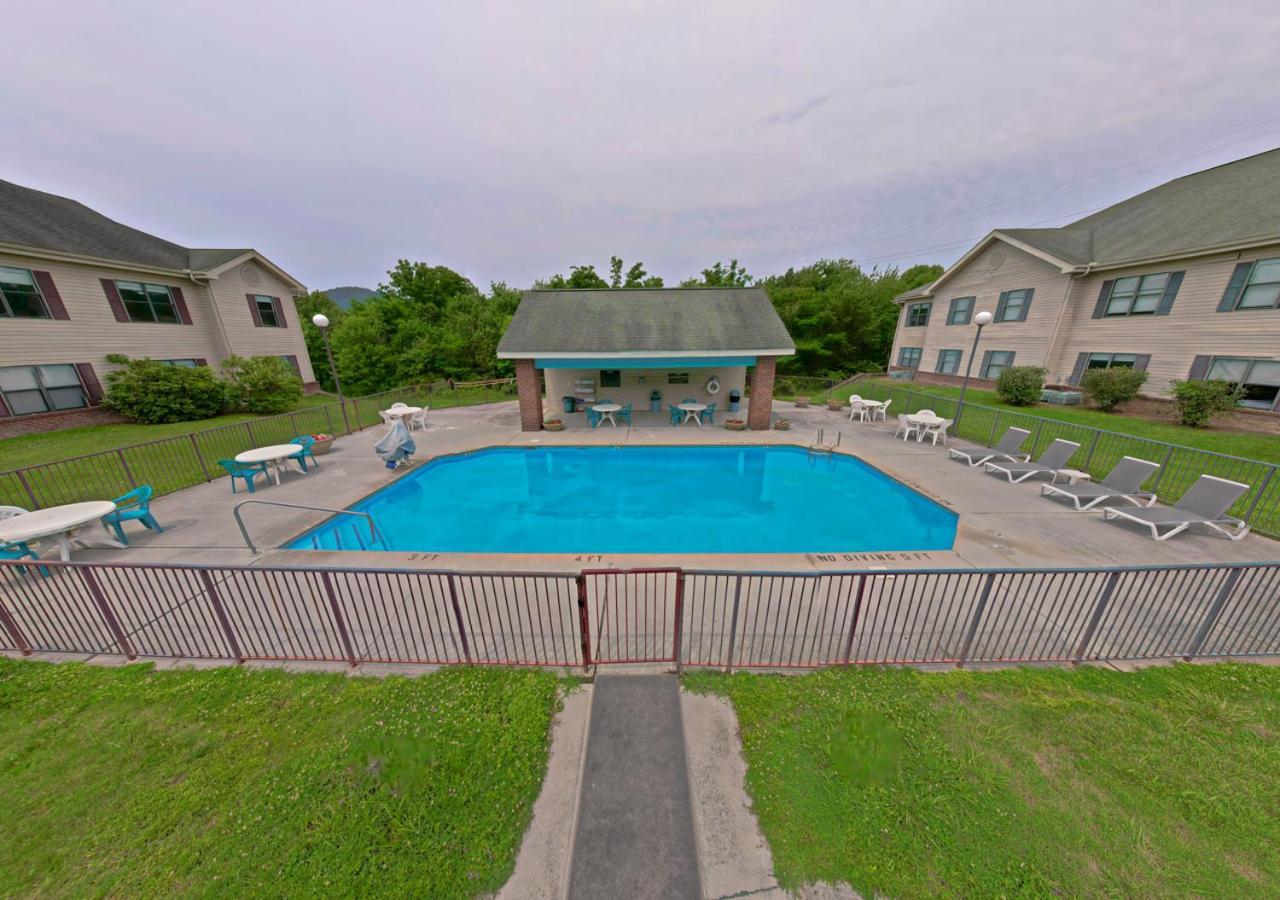 All Season Suites Pigeon Forge Dış mekan fotoğraf